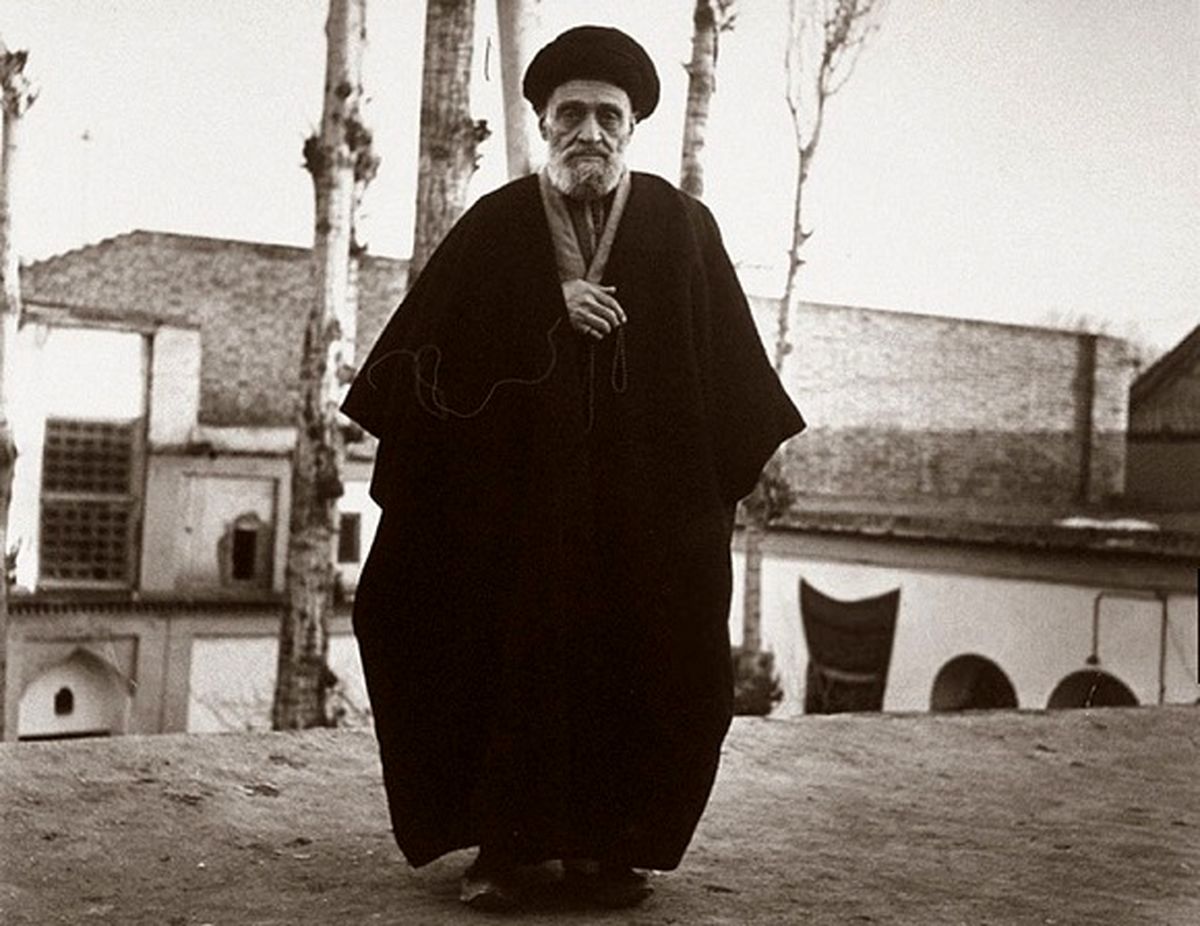 جزئیات دیدارهای آیت‌الله کاشانی با نماینده آمریکا