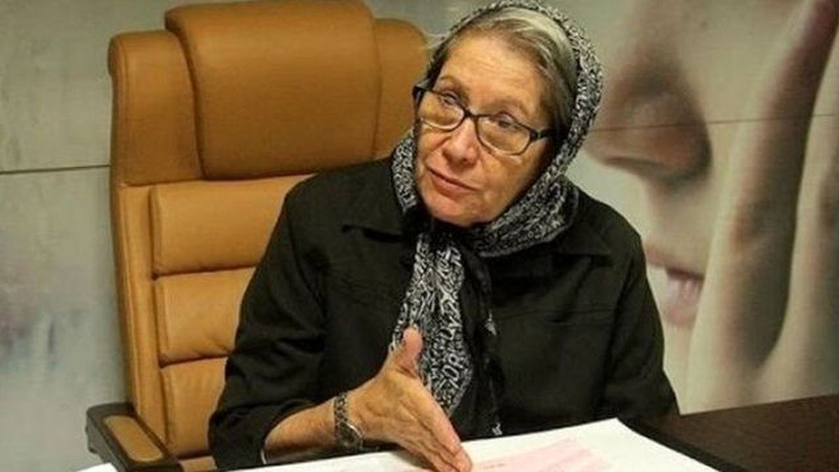 مینو محرز: دلیل قرمز شدن همه ایران در این اواخر همین ویروس کرونای انگلیسی بود