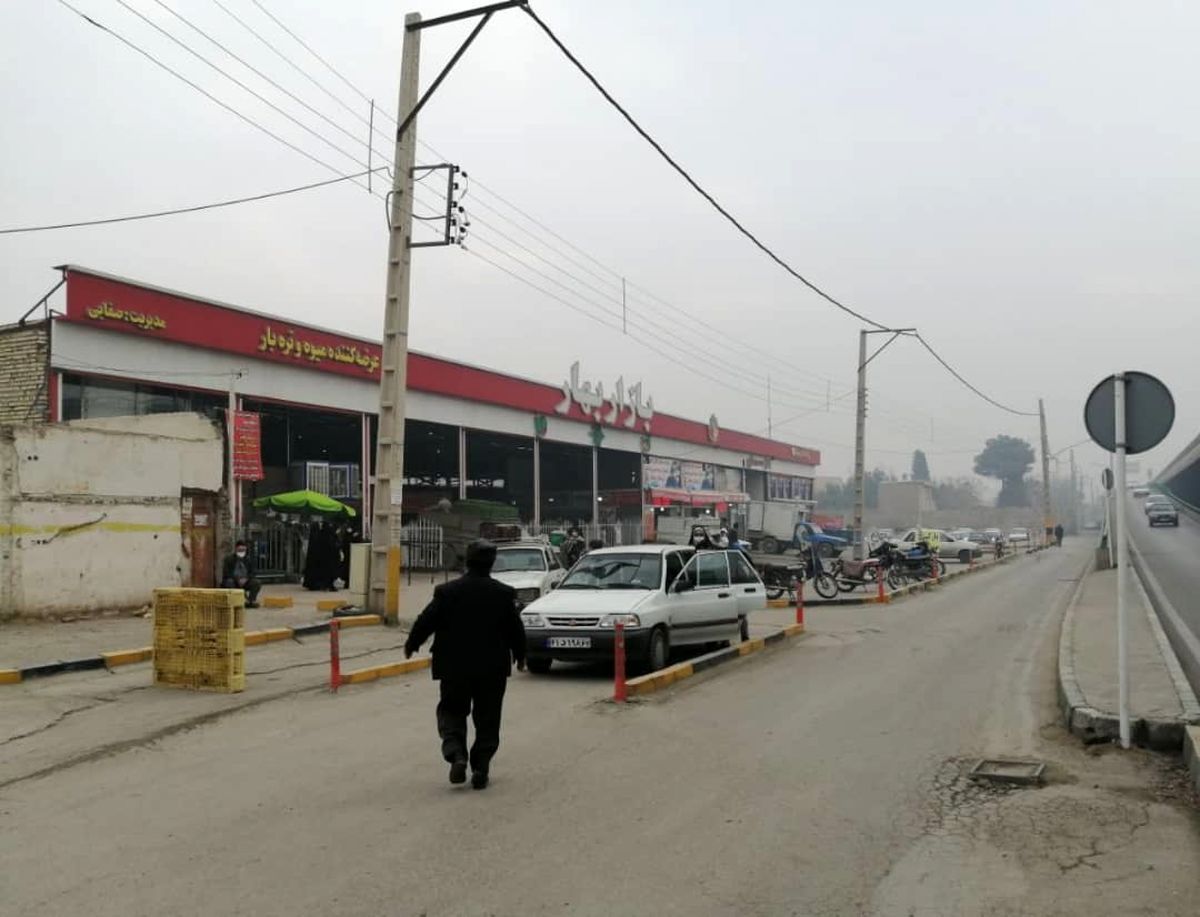 مشکل ترافیک کنارگذر خیابان امام خمینی مقابل بازارچه بهار حل شد