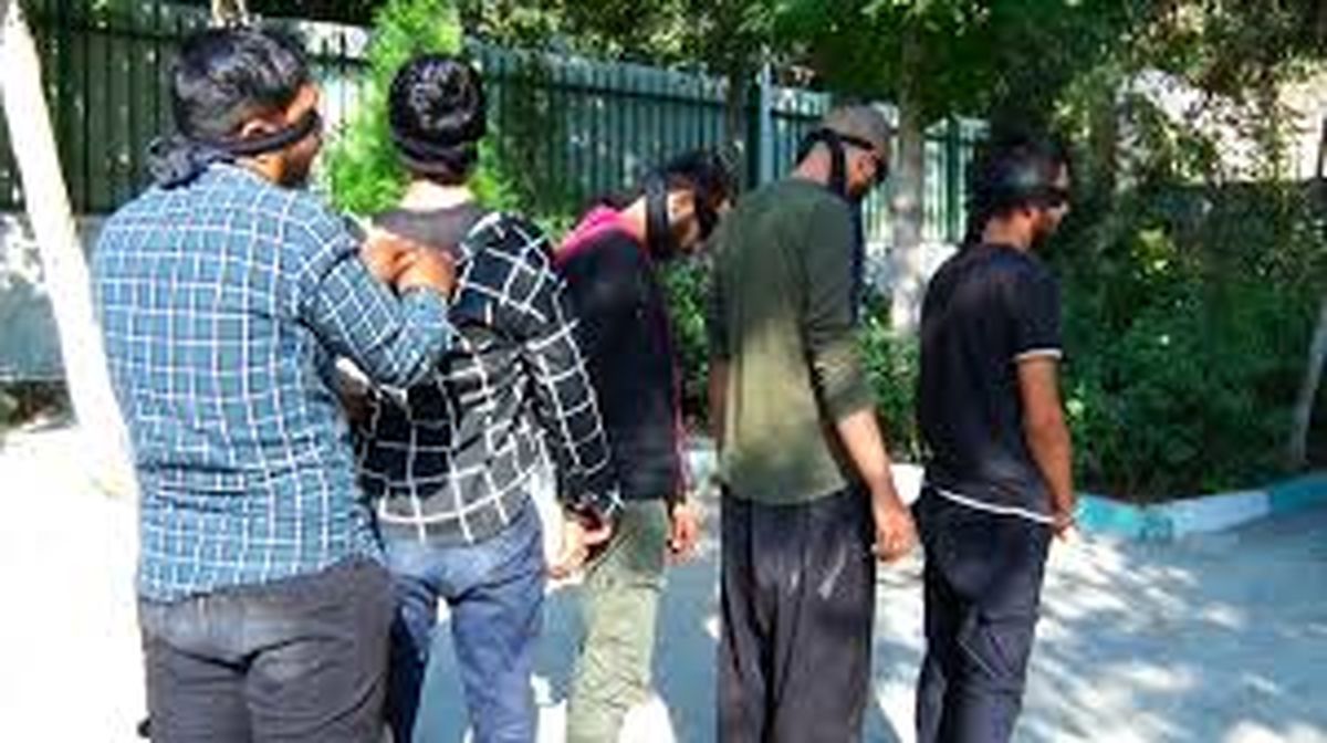 ۵ اراذل و اوباش فضای مجازی در کاشان دستگیر شدند