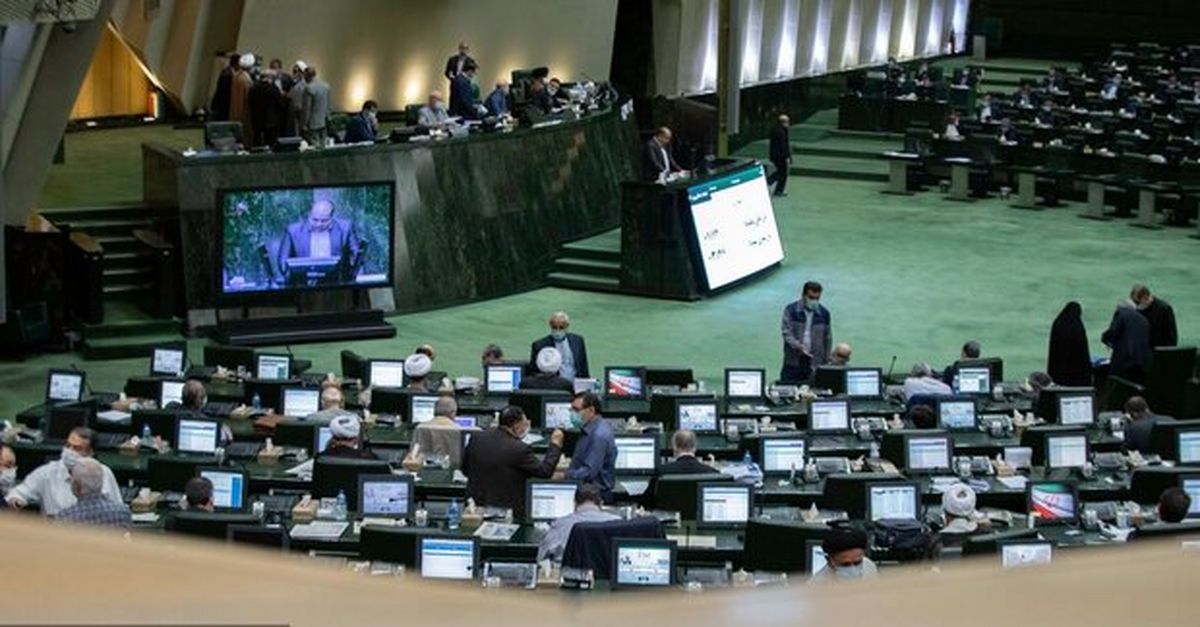 اموال و سهام دولت در شرکت‌ها و صندوق‌ها باید واگذار شود