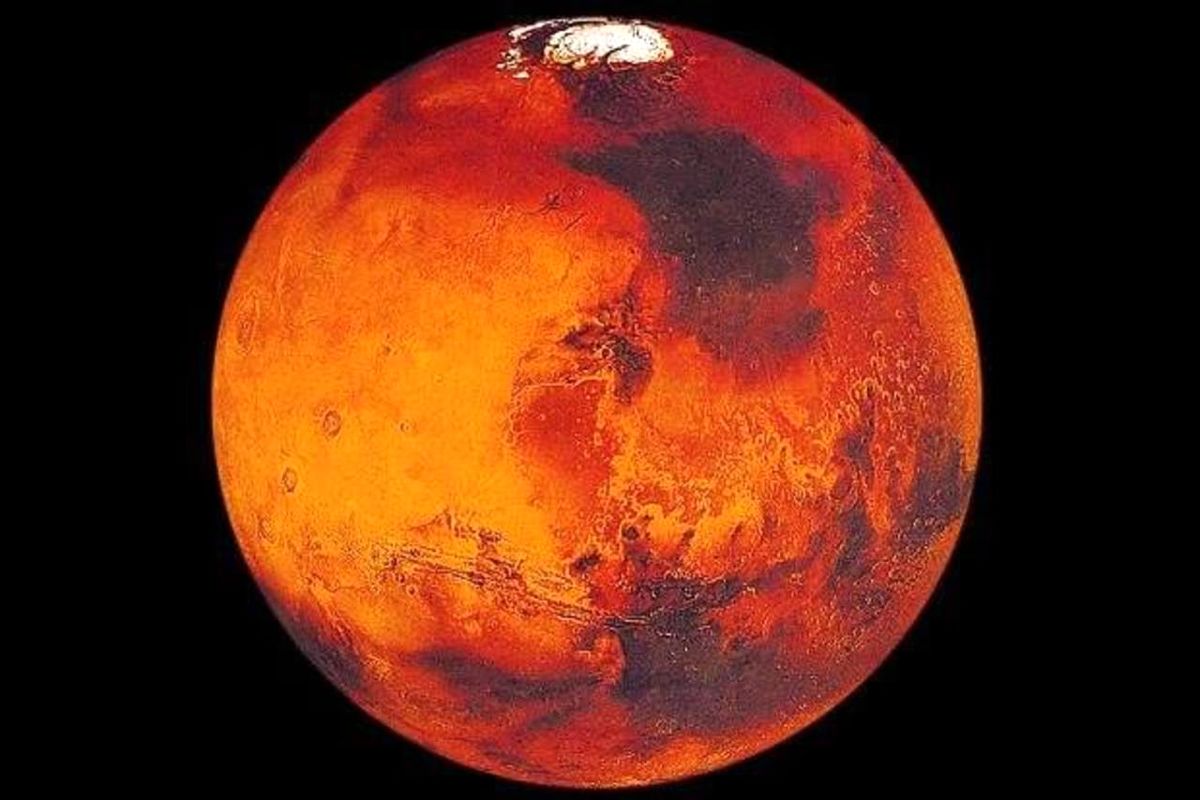 چرا مریخ را سیاره سرخ نامیده‌اند؟