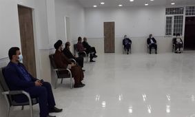   دیدار اعضای شورای شهر و شهردار منتخب با نماینده ولی فقیه و امام جمعه اهواز/ عکس