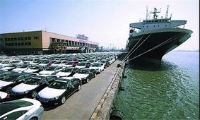 دولت از انتشار آمار واردات خودرو امتناع می کنند/ خودروسازان همچنان خودرو وارد می‌کنند