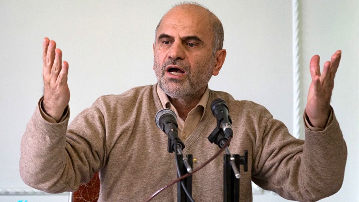 وزارت نفت شرافتمندانه تجربه‌ میدان نفتی آزادگان با چینی‌ها را شفاف بگوید/ از سرنوشت کامبوج و اکوادور درس بگیریم
