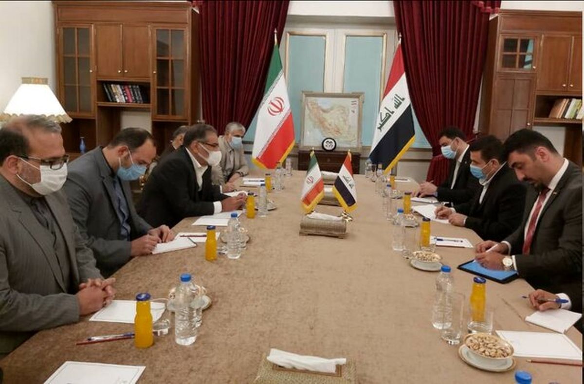 شمخانی: تسریع خروج نظامیان آمریکا از عراق باعث تقویت ثبات منطقه می‌شود