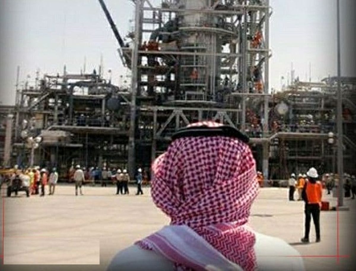 شرکت آرامکو عربستان با ۶ پهپاد انصارالله هدف قرار گرفت