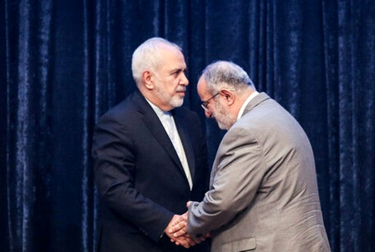 بمب صوتی «ظریف» را چه کسانی منفجر کردند؟/ دنبال نا«آشنا» نگردید