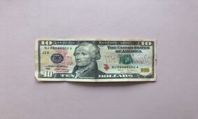 عقبگرد دلار در بازار
