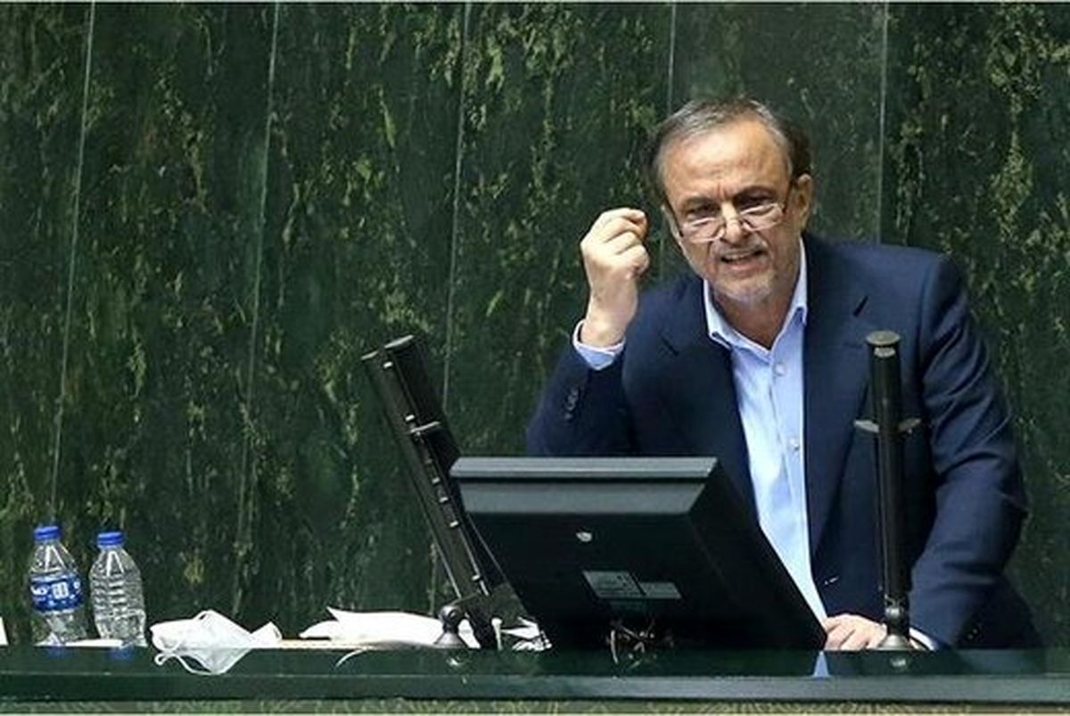 جلوگیری از واردات 5.3 میلیارد دلاری کالاهای غیرضروری / تاثیر افزایش نرخ ارز در گران شدن سیمان 