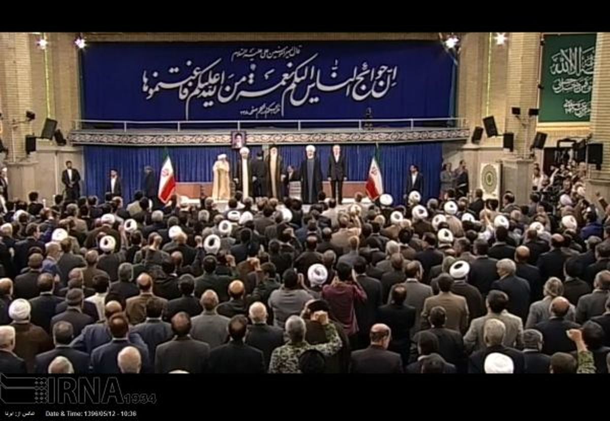 هم نشینی محمود احمدی نژاد با سید حسن خمینی+ عکس