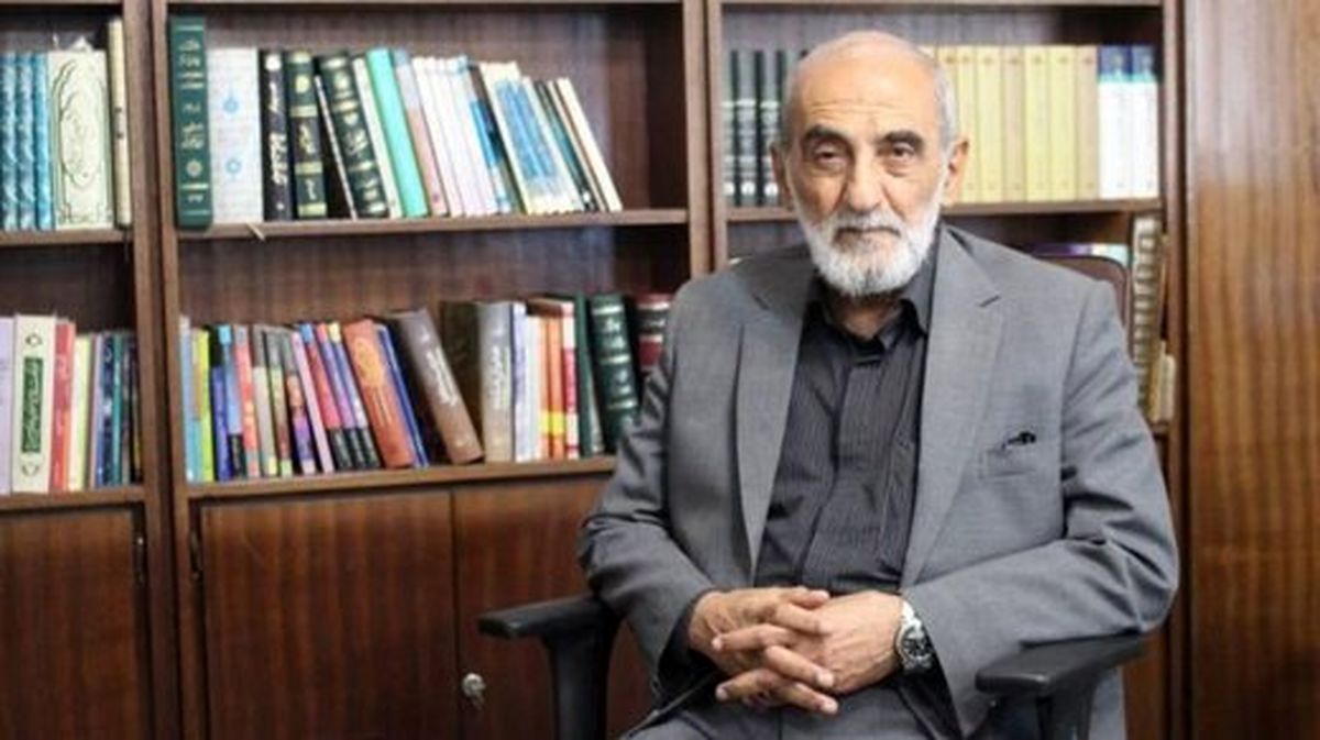 شریعتمداری: لغو سریع تحریم یعنی دخترهایمان را به دست داعش بدهیم