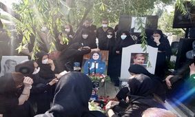 سومین روز وداع با مهشاد کریمی بر سر مزارش برگزار شد
