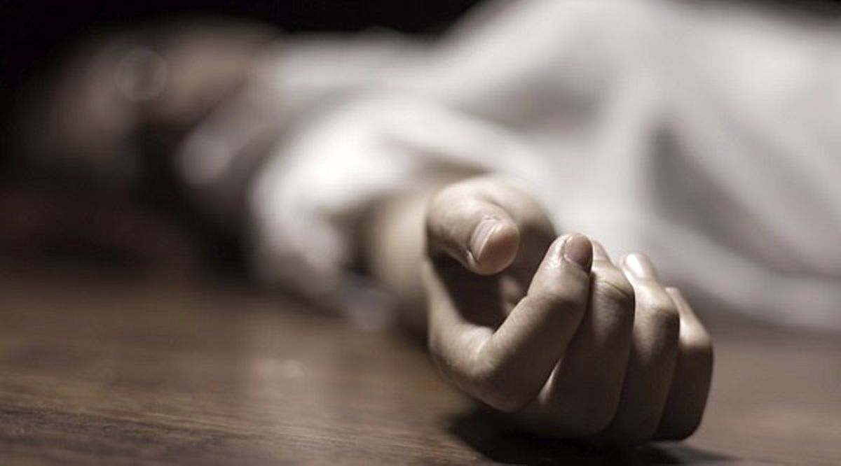 مادر و دختری بیش از یک ماه با جسد پدر خانواده زندگی کردند