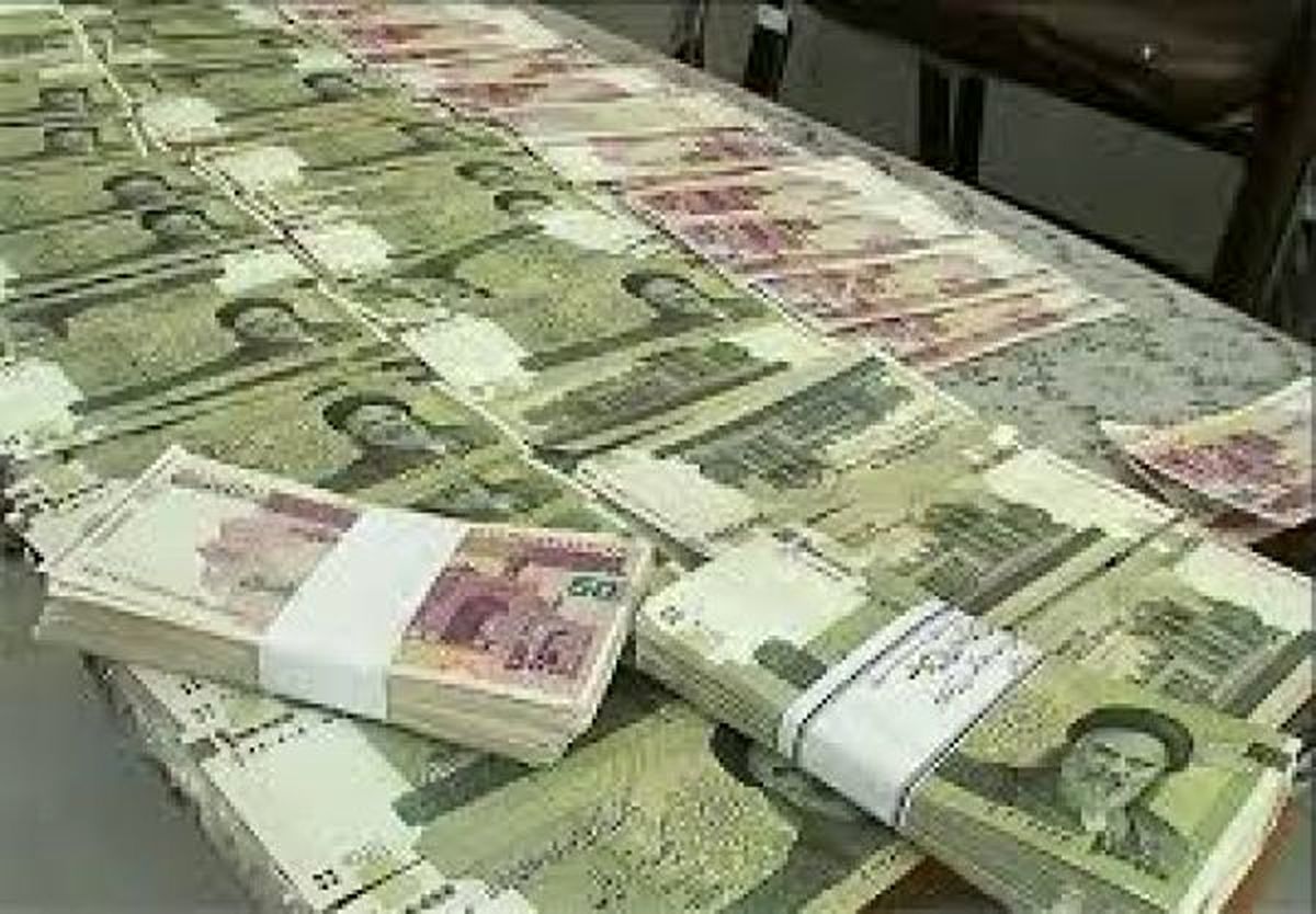 بازنشستگان و مستمری بگیران وام ۳۰ میلیونی می‌گیرند
