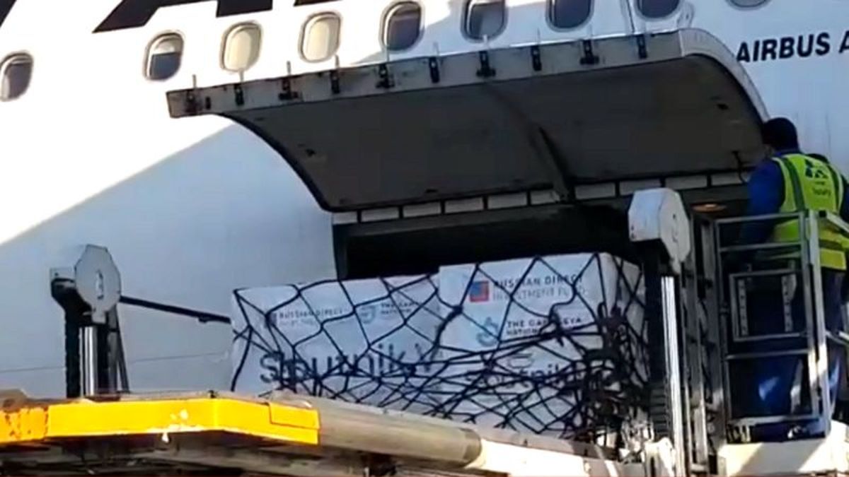 معاون ظریف: محموله جدید واکسن کرونا این هفته وارد کشور می‌شود/ گشایش‌های خوب در زمینه آزاد شدن دارایی‌های ایران در عراق