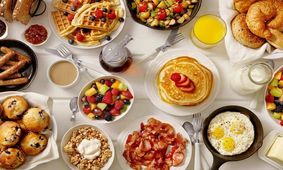 برای حفظ سلامتی هنگام صبح این ۱۰ غذا را نخورید!