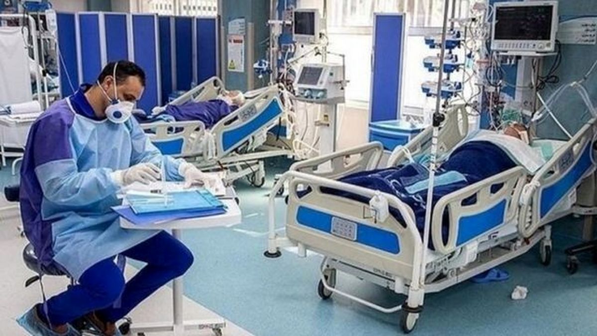 ماجرای چمن‌خوابی اطراف بیمارستان‌های کرونایی / "لامبدا" بیخ گوش ایران