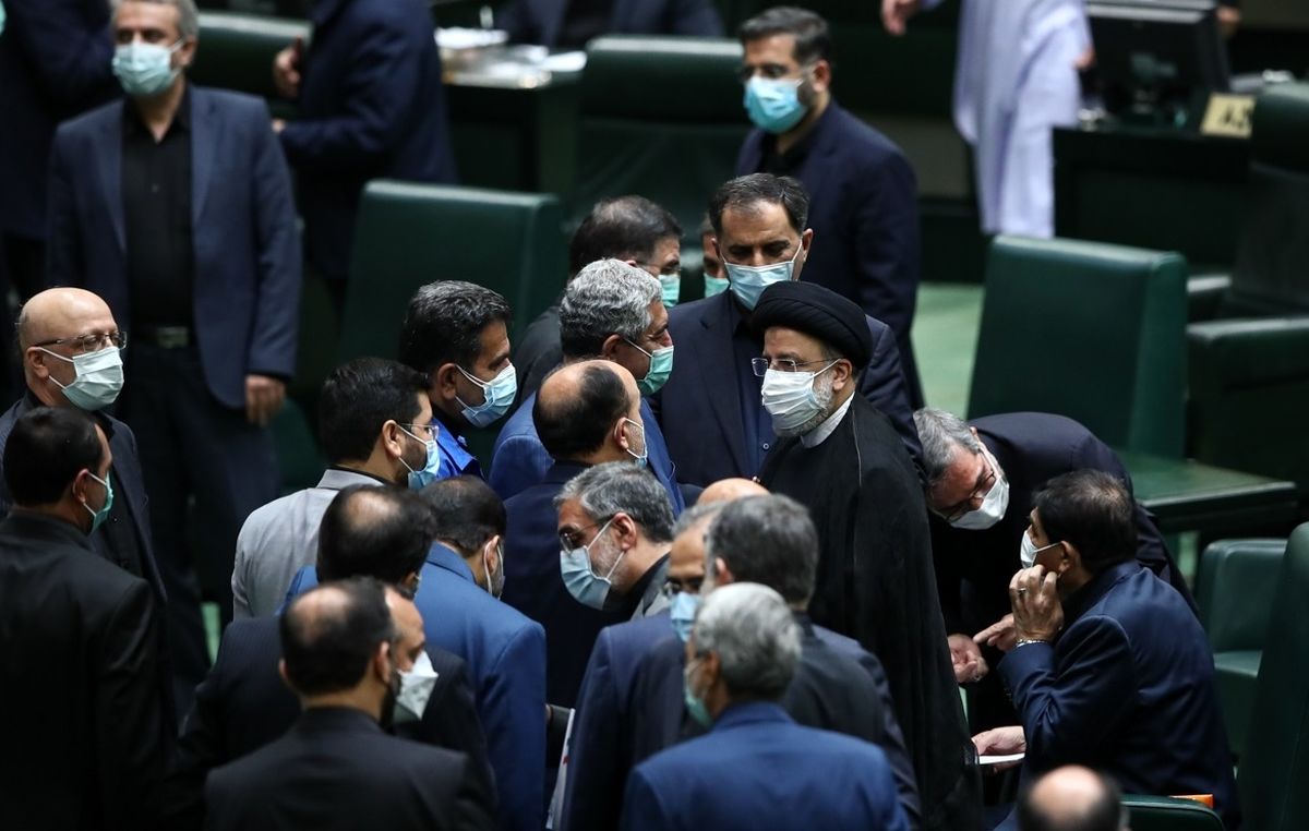 از بنی‌صدر تا رئیسی؛ کدام وزرای پیشنهادی در بهارستان ناکام ماندند؟