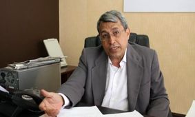 کسانی می‌توانند کشور را از انفجار تورمی نجات دهند که در ساختار مدیریتی کشور نیستند!