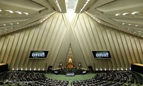 حضور ۶ وزیر در کمیسیون های مجلس/ اسلامی به کمیسیون اصل ۹۰ می‌رود