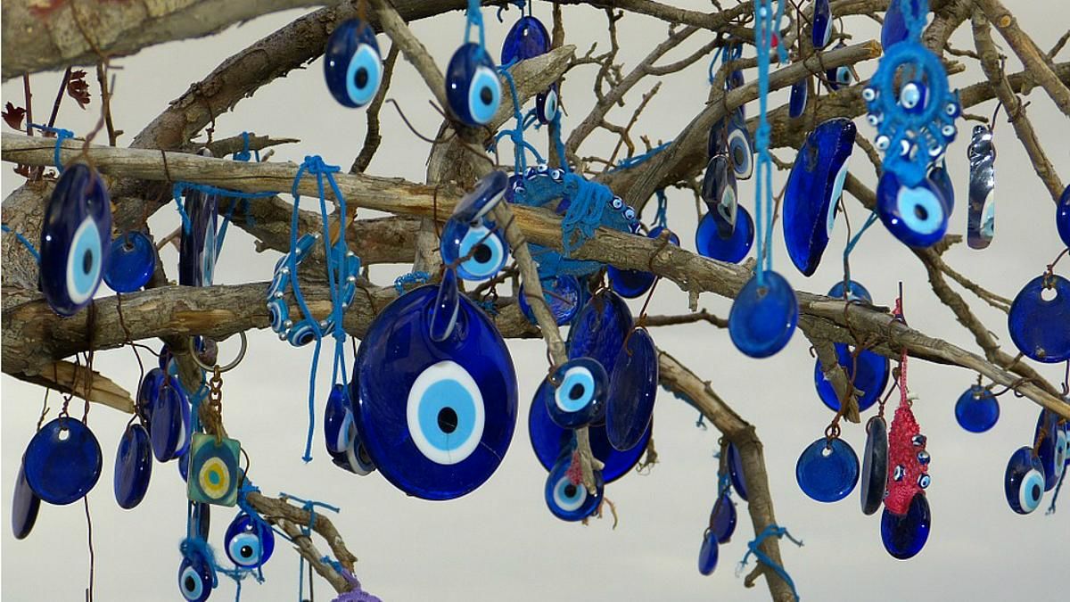 خرافاتی بنام تک چشم آبی