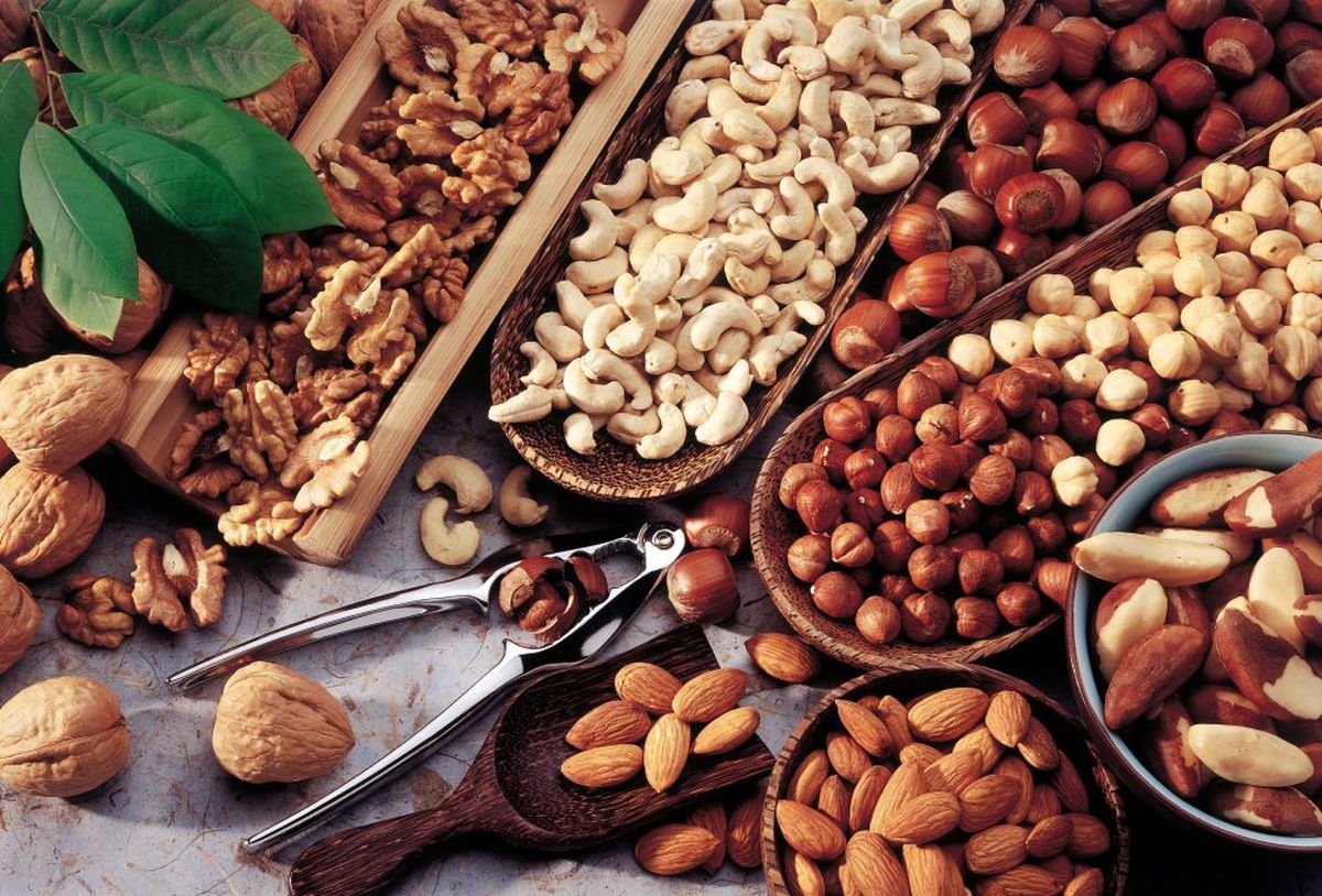 در طول روز خیلی گرسنه می‌شوید؟ این غذاها را بخورید