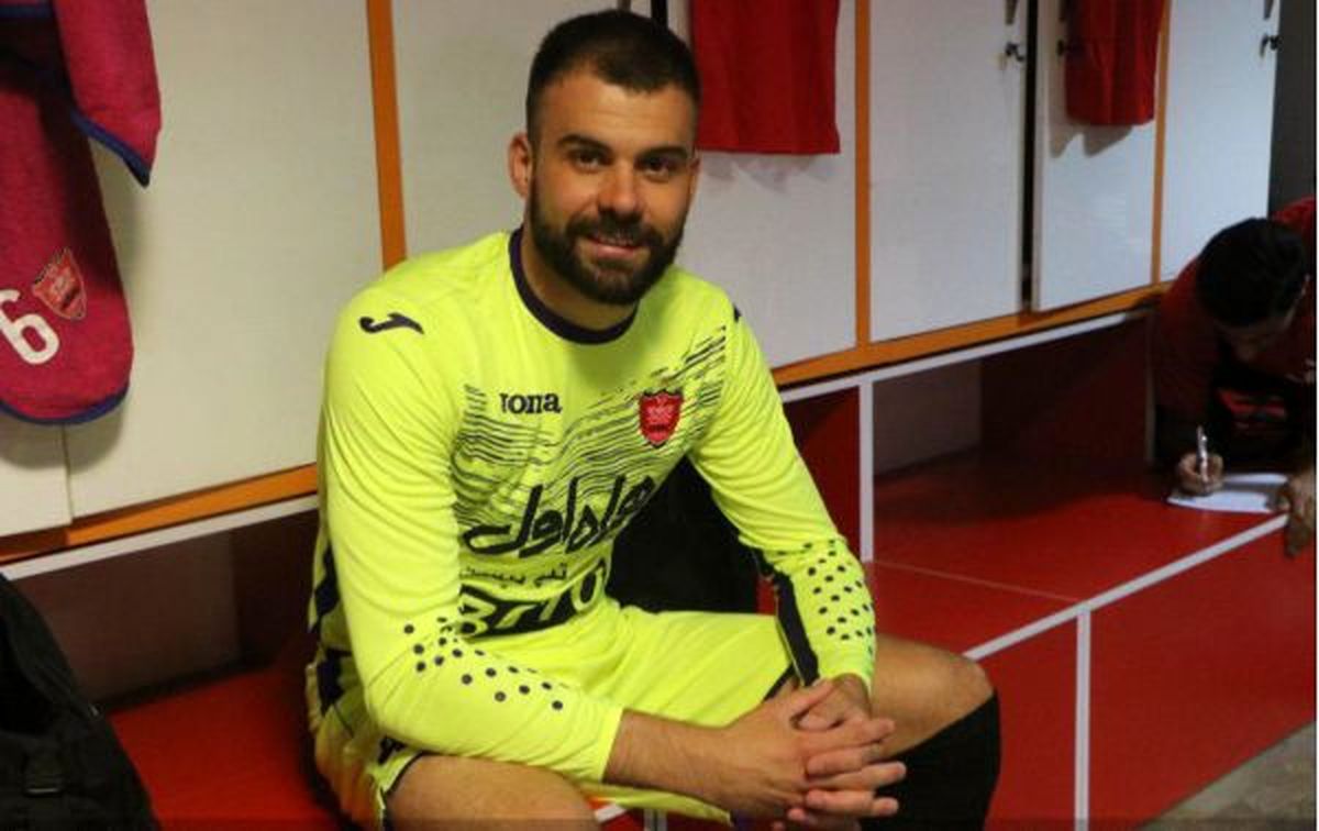 شرط عجیب دروازه‌بان پرسپولیس برای تمدید قرارداد