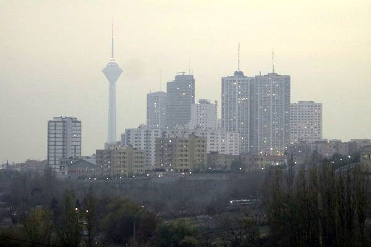 هوای تهران برای گروههای حساس ناسالم است