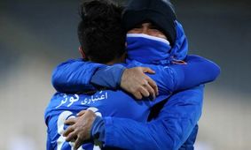 پیروزی قاطع استقلال بر سپاهان/آبی ها نیم فصل را با لبخند تمام کردند