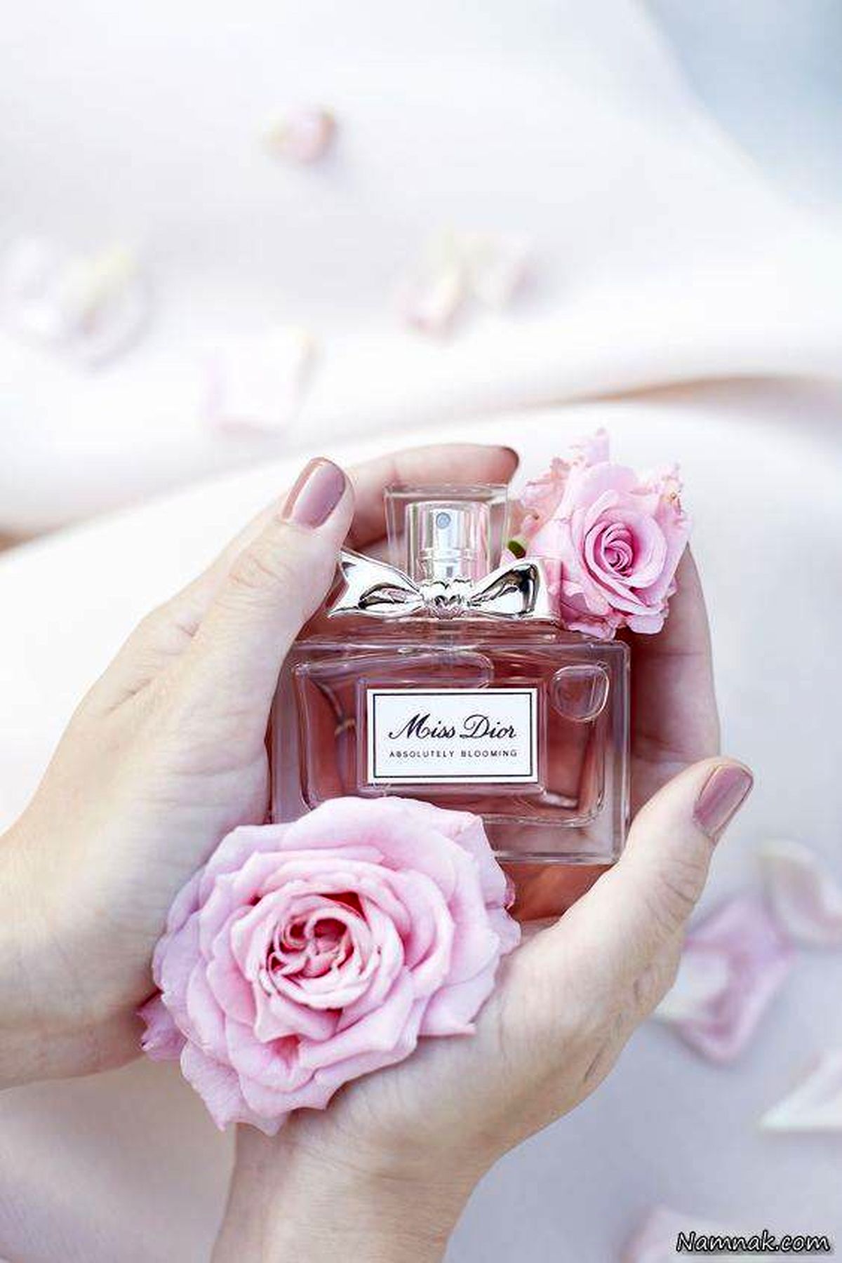 ماندگاری عطرهای تابستانی را چند برابر کنید + ترفندها
