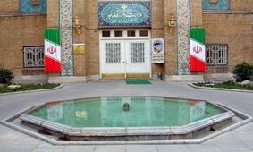 خانه تکانی در وزارت خارجه/ظریف ترکیب جدید همراهان خود را معرفی کرد