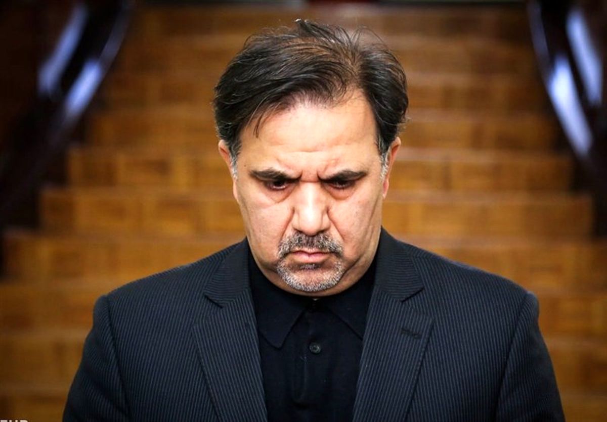 آخوندی را فوراً استیضاح کنید/تکبرورزی «وزیراشرافی» تاسف‌آور است