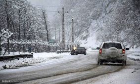 برف و باران در محورهای ۱۰ استان کشور