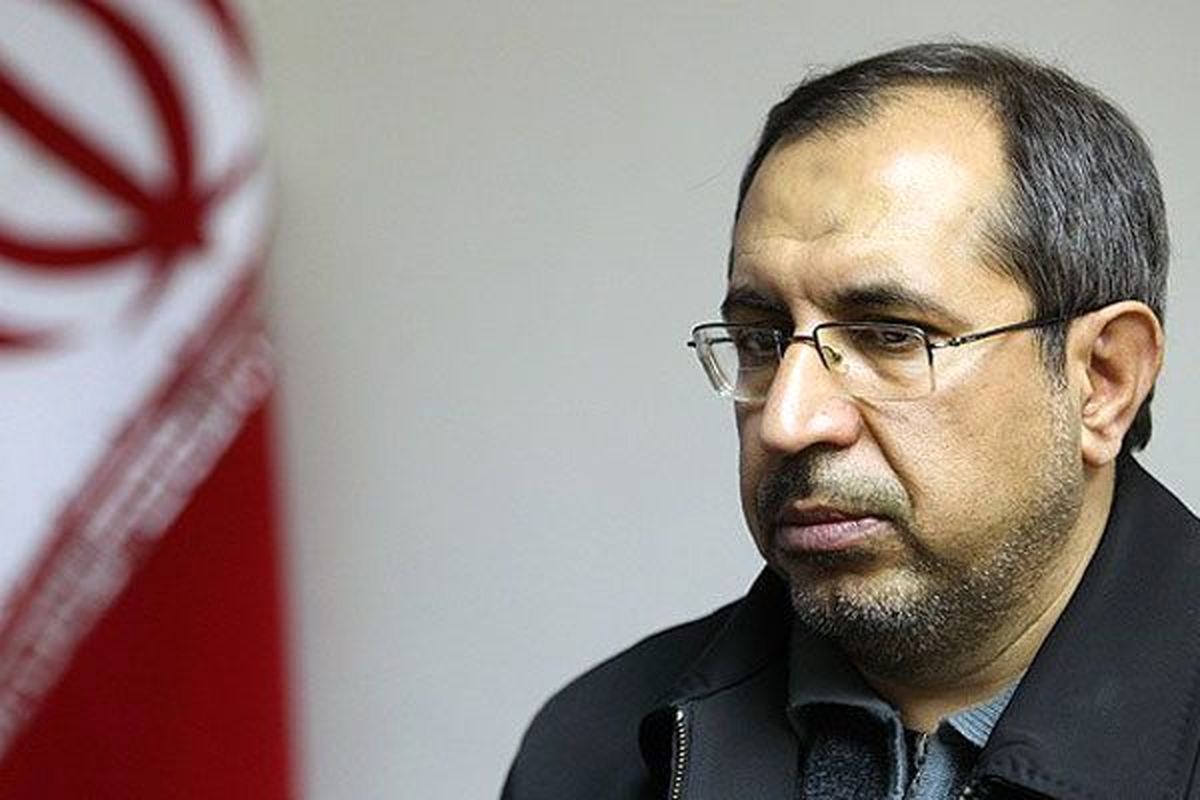 امکان پخش برنامه های زنده از شبکه های اینترنتی به نفع رسانه ملی است/صدا و سیما باید همکاری لازم را انجام دهد