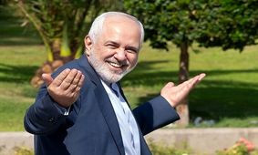 واکنش ظریف به ایجاد چالش‌ها علیه حضورش در دولت: کسانی که تصور می‌کنند جا خواهیم زد بدانند اگر قرار بود جا بزنیم در این ۴۰ سال این اتفاق رخ می‌داد