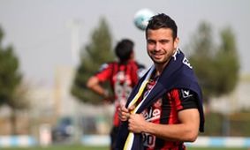 تصویری از استقبال جالب علیرضا بیرانوند از رفیعی