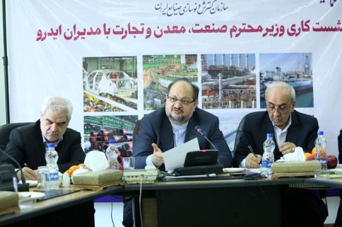 حمایت از کالای ایرانی موضوع ملی است