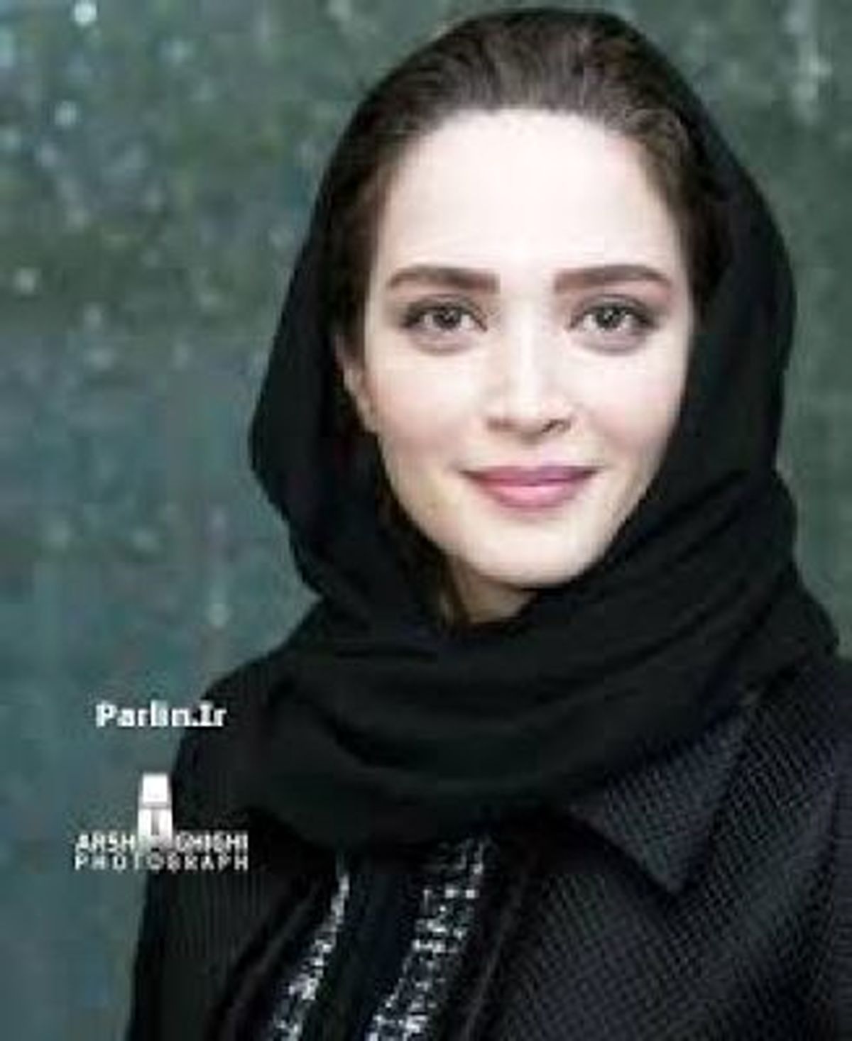 بهنوش طباطبایی در حال آموختن پیانو!