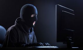 انتقام سایبری خواستگار کینه جو