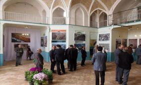 هنرمند سوئیسی نمایشگاه عکس برفراز ایران دایر کرد