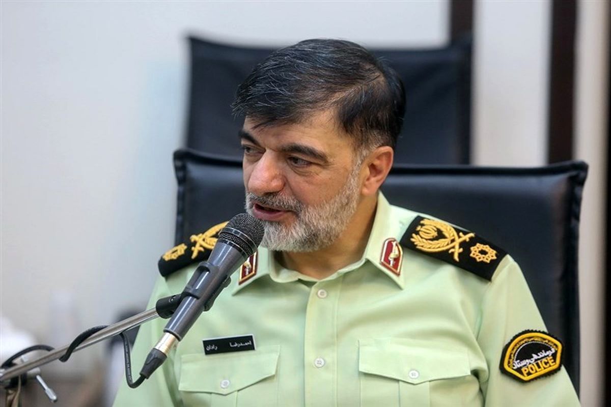 سردار رادان: همچنان با حضور در خیابان، میدان را برای دشمن خالی نمی‌کنیم