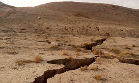 خطر فرونشست در کمین دشت‌های خراسان جنوبی
