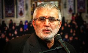 منصور ارضی در مراسم روز عرفه: اون یارو در استخر مرد، این یارو هم آخرش در استخر می‌میرد