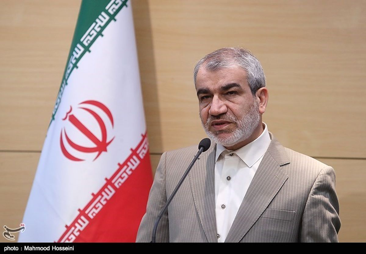 واکنش کدخدایی به انتقادات پروانه سلحشوری درباره نظارت استصوابی