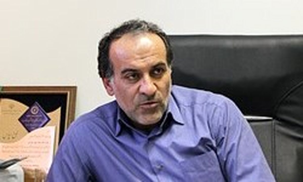 گام‌های بلند به سمت فروپاشی سلطنت کتاب‌های درسی/ کتاب الکترونیکی تولید می‌شود