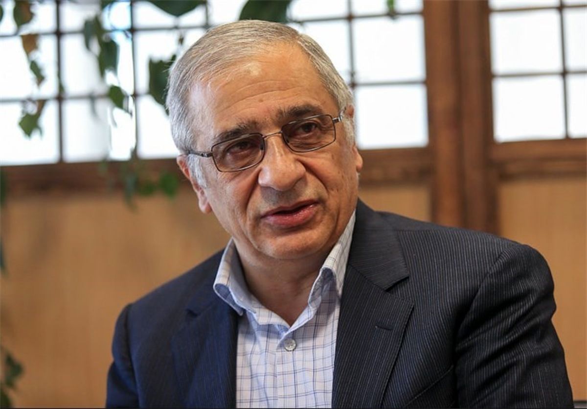 رئیس کل اسبق بانک مرکزی: بانک ها سود موهوم می دهند