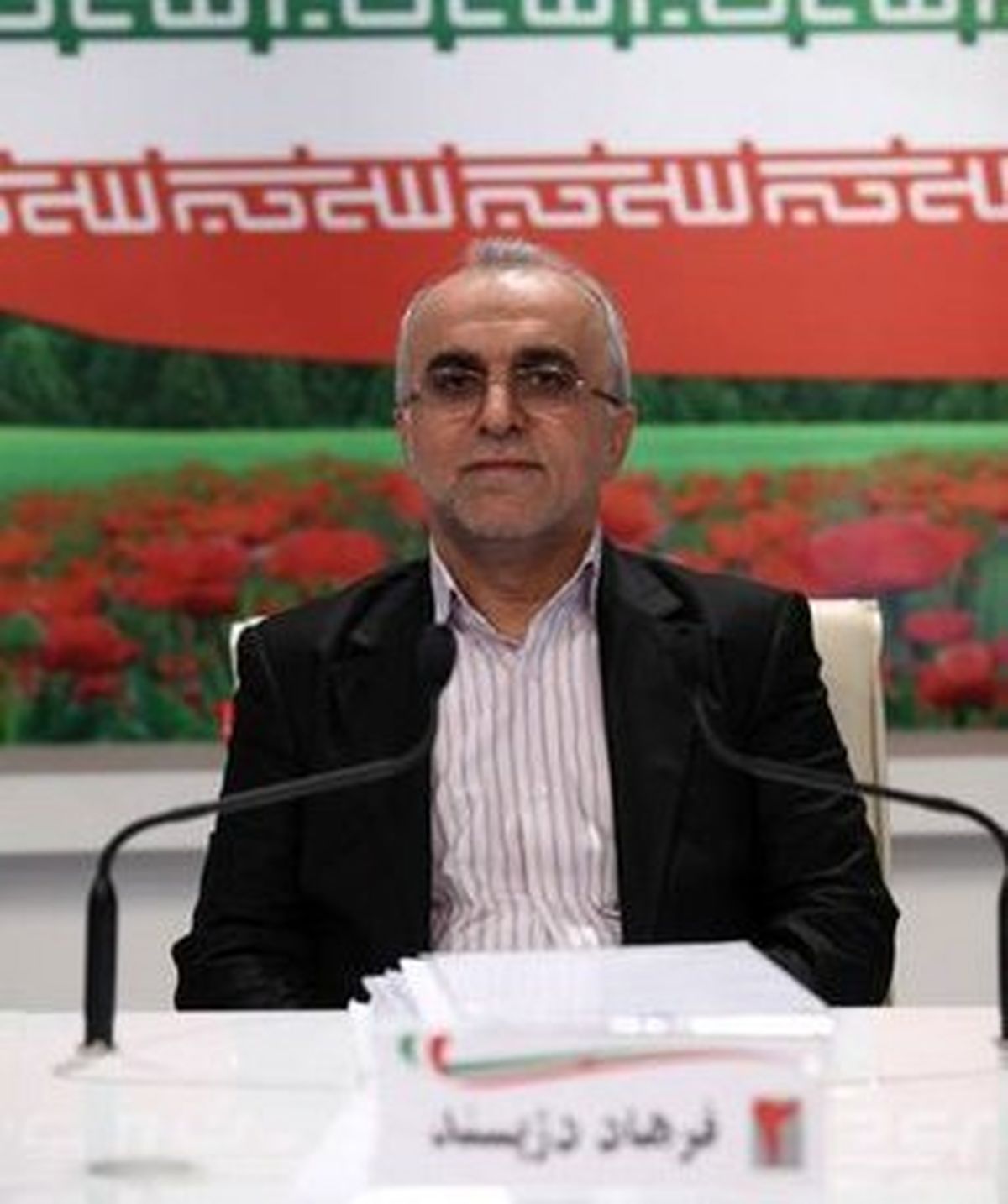 دژپسند از سوی روحانی برای سکان‌داری وزارت اقتصاد معرفی شد