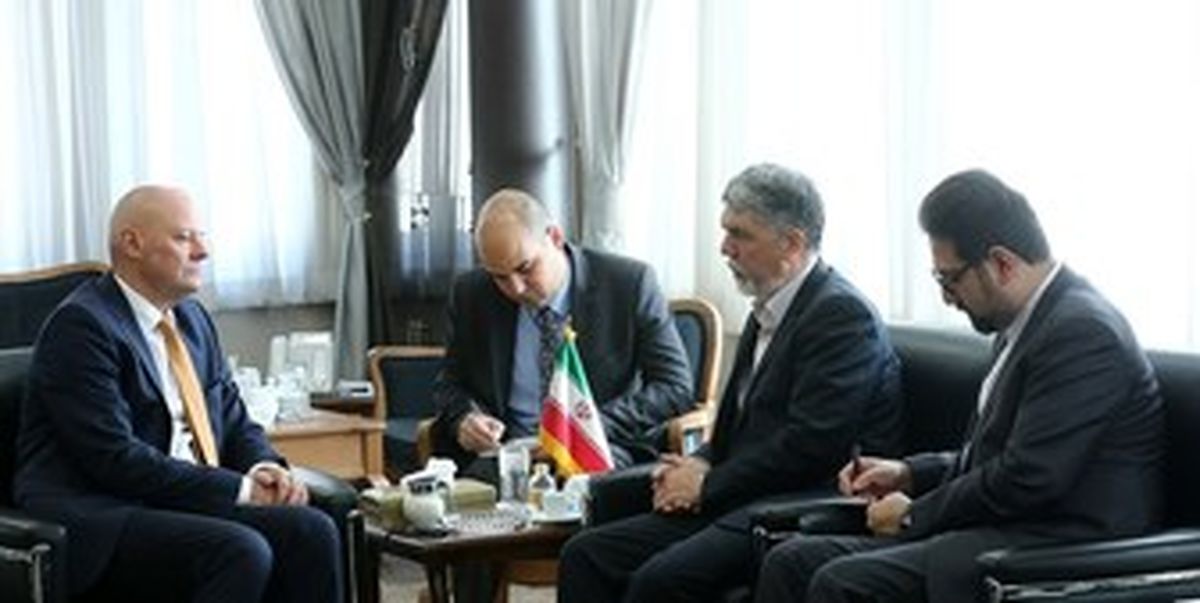 تأثیر خروج امریکا از برجام بر حوزه‌های فرهنگی از زبان آقای وزیر