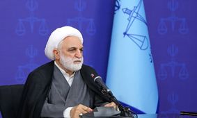 ‌اژه‌ای: اهانت به پرچم ایران در دانشگاه‌ قابل‌قبول نیست
